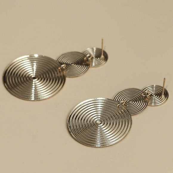 Any 3/$25! Bronze Lightweight Geometric Textured Disc Drop Earrings - Picture 3 of 6